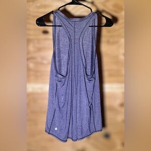 Lululemon - Active Tank